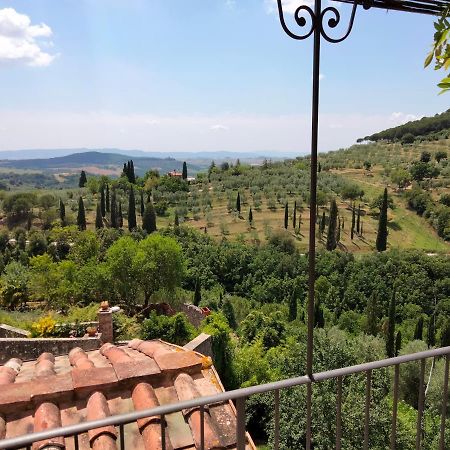 Casa Vacanze "Nonna Vela" Petroio Exteriör bild