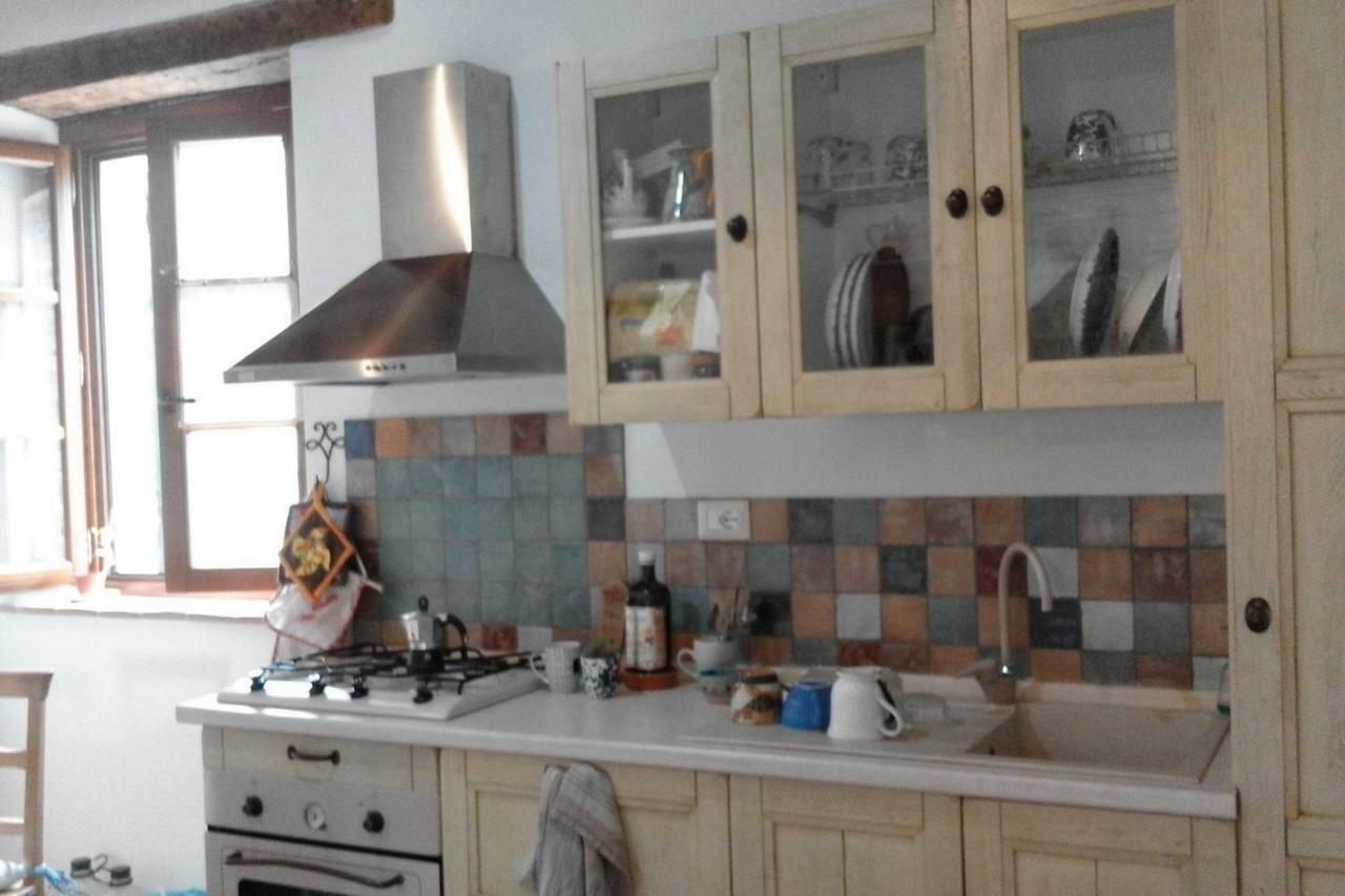 Casa Vacanze "Nonna Vela" Petroio Exteriör bild