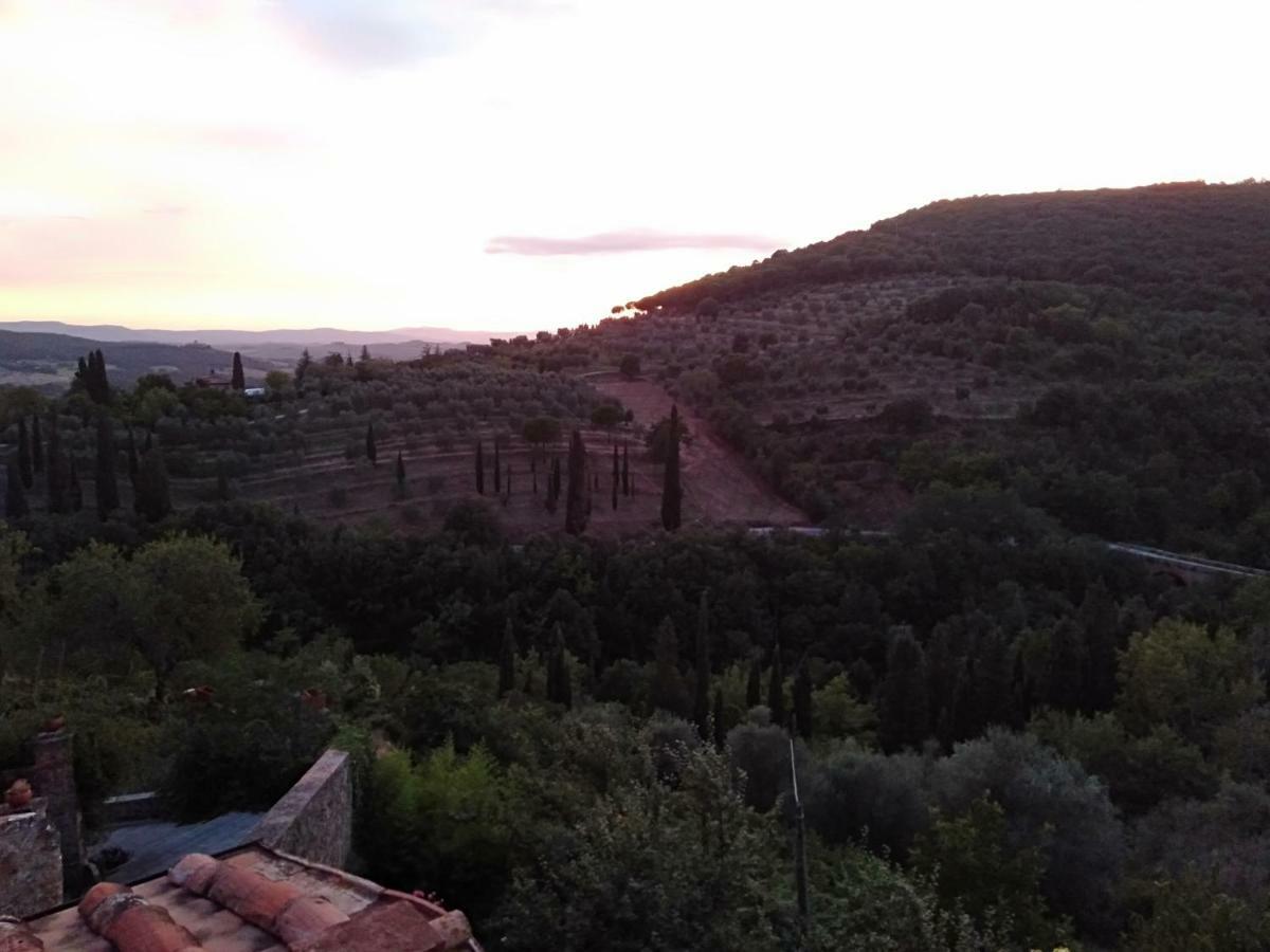 Casa Vacanze "Nonna Vela" Petroio Exteriör bild